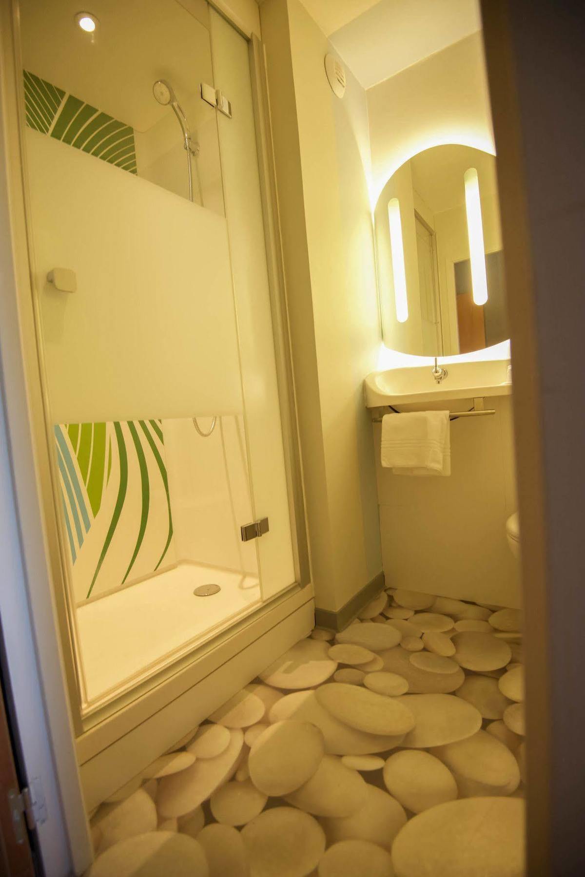 Ibis Budget Porte De Camargue 2*